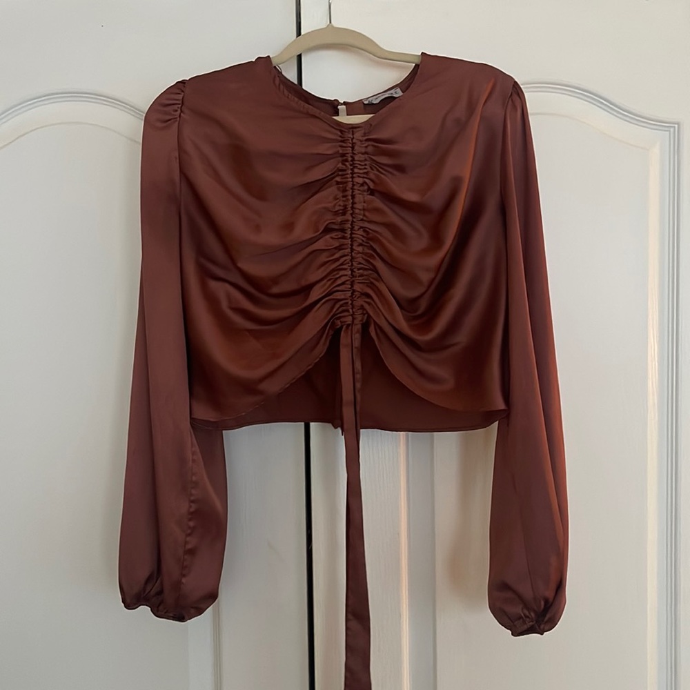 SOPHIE RUE| LONG-SLEEVE RUCHED TOP| SIZE: XL